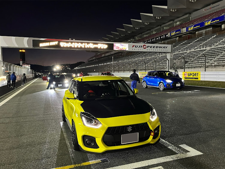 スイフトスポーツのFISCO・スイフトマイスター決定戦・ドライビングレッスン・TM SQUARE・田中ミノル先生に関するカスタム事例の投稿画像6枚目