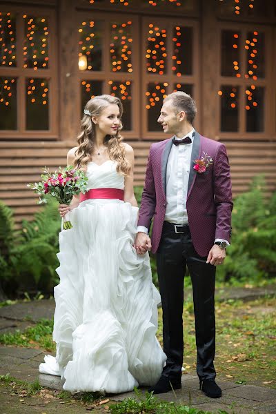 Fotograful de nuntă Olga Sarka (sarka). Fotografia din 15 septembrie 2015