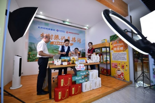 Kina beleži brz razvoj elektronske trgovine u seoskim područjima