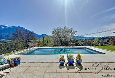 House with pool and terrace 3