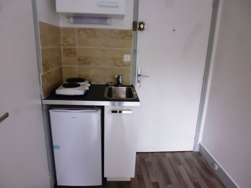 Location  appartement 1 pièce 13.05 m² à Evreux (27000), 307 €