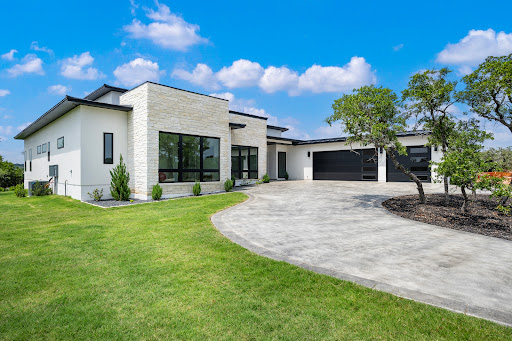 House with pool 5