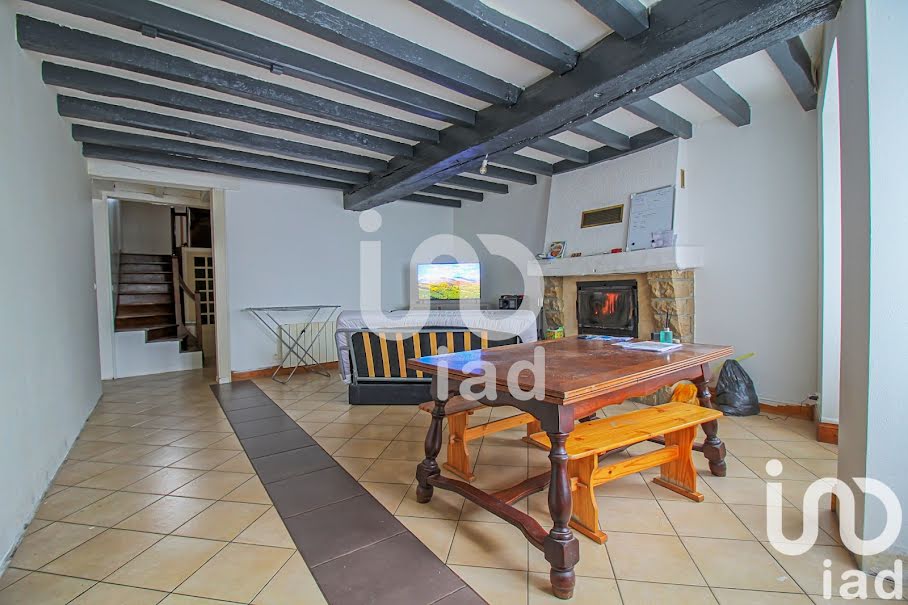 Vente maison 6 pièces 158 m² à Bazougers (53170), 100 000 €