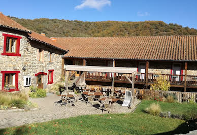 House with pool and terrace 4