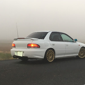 インプレッサ WRX GC8