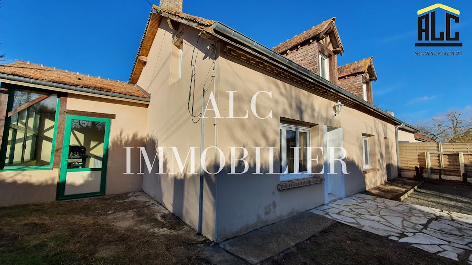 Vente maison 5 pièces 108 m² à Chasse (72600), 157 500 €