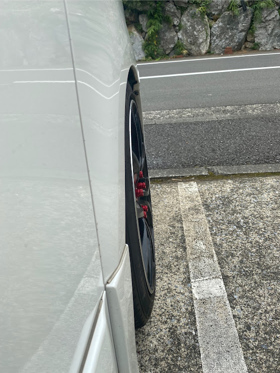 ヴォクシーのZ.T.A・七零保存會・ZRR70W・ワイトレに関するカスタム事例の投稿画像3枚目