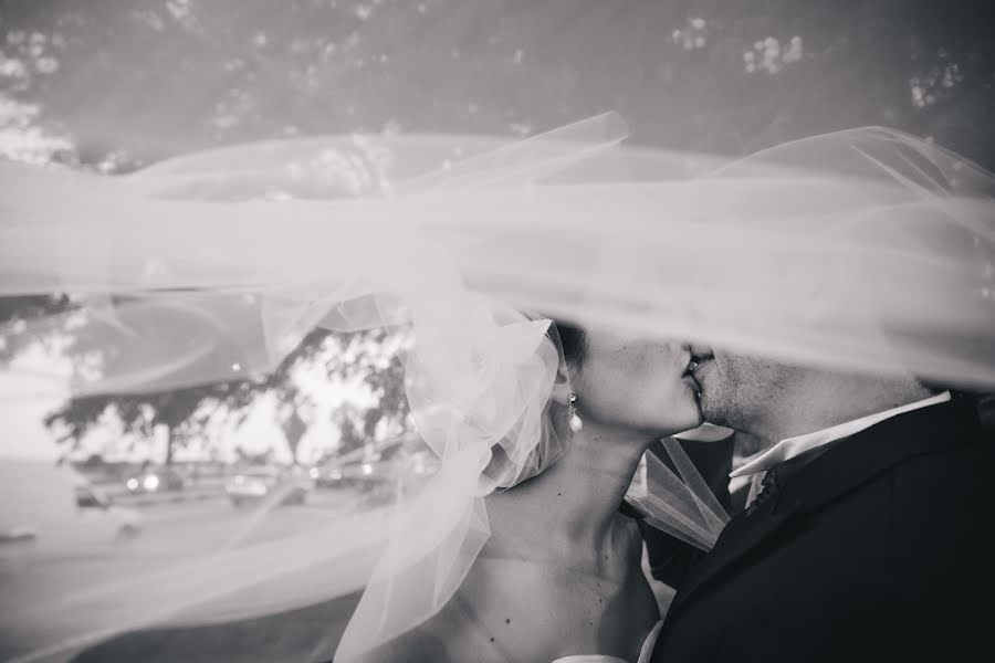 Wedding photographer Mika Alvarez (mikaalvarez). Photo of 7 February 2015