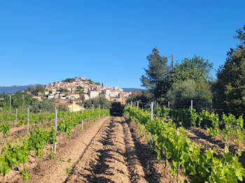 terrain à Pierrefeu-du-Var (83)