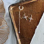 Ear pin models a pair