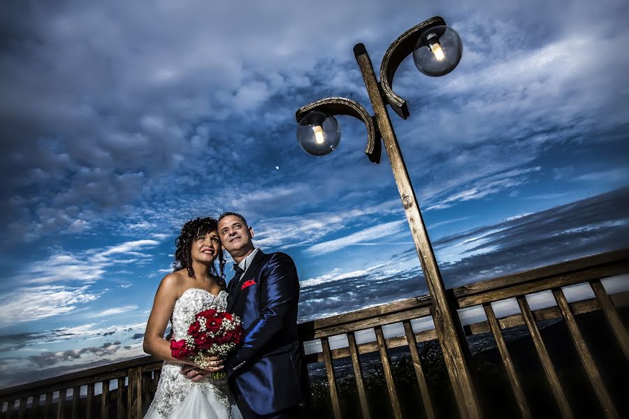 Fotógrafo de casamento Mauro Locatelli (locatelli). Foto de 5 de julho 2016