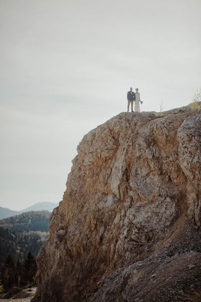 Kāzu fotogrāfs Jasmin Čizmović (cjweddingz). Fotogrāfija: 8. oktobris 2020