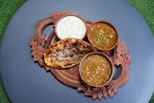 Paneer Kulcha Thali