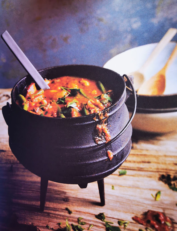 Lamb and vegetable potjie