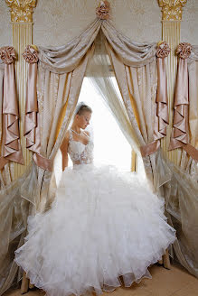 Fotógrafo de casamento Tina Markovkina (shell). Foto de 2 de agosto 2015