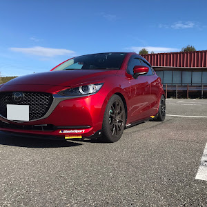 MAZDA2 DJLFS