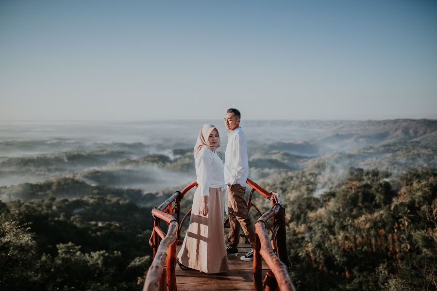 Fotógrafo de bodas Dita Leni Ravia Ari (doublesixphoto). Foto del 28 de mayo 2020