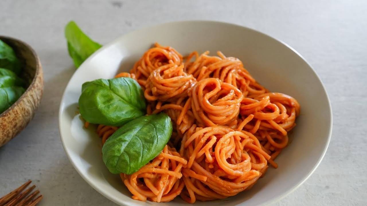 10 Best No Dairy No Tomato Pasta Sauce Recipes | Yummly