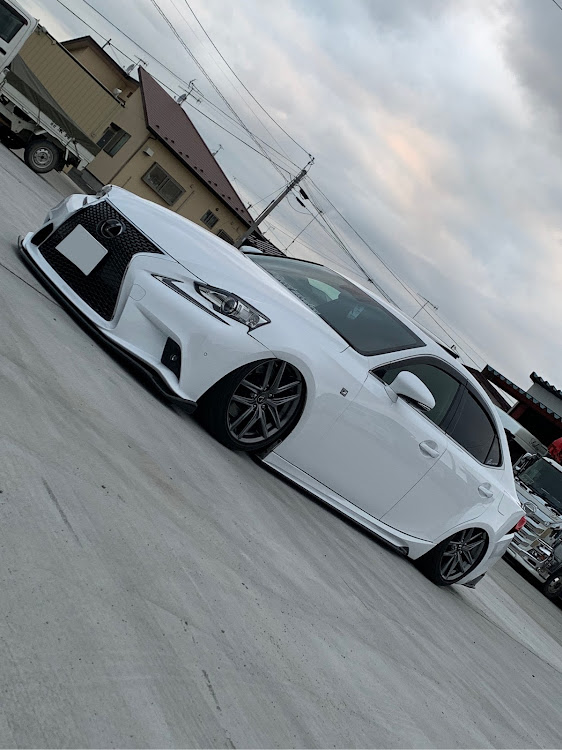 ISのLexus・IS350・Fsportに関するカスタム事例の投稿画像1枚目