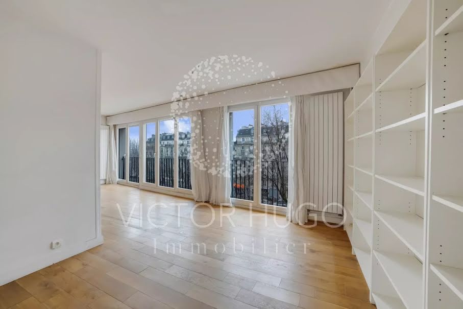 Vente appartement 4 pièces 102 m² à Paris 16ème (75016), 950 000 €