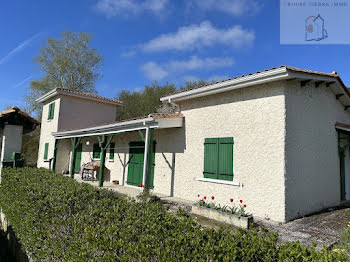 maison à Chalais (16)