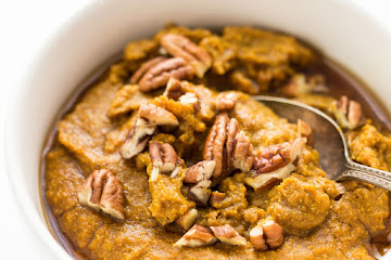 90-Second Pumpkin Pie Breakfast Quinoa