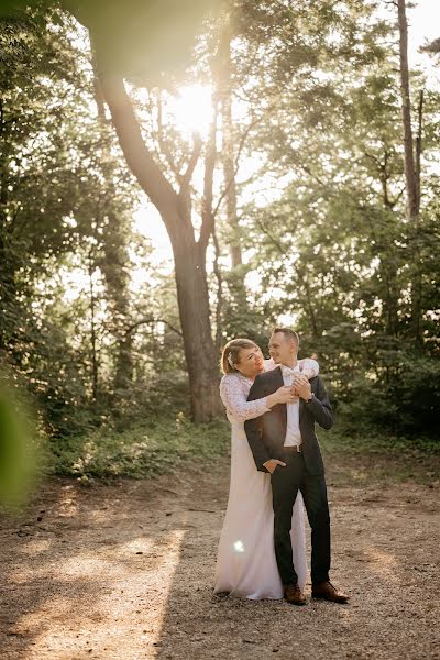 Fotógrafo de casamento Dóra Bella (belladorafoto). Foto de 15 de junho 2023