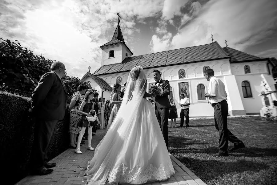 Wedding photographer Marius Stoica (mariusstoica). Photo of 20 July 2017