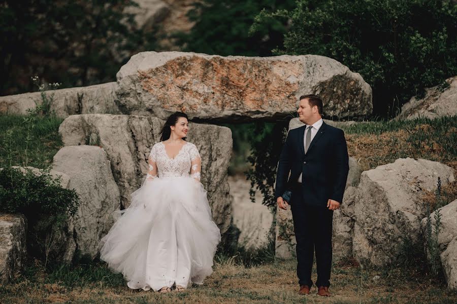 Fotografo di matrimoni Zsolt Sári (zsoltsari). Foto del 11 agosto 2019