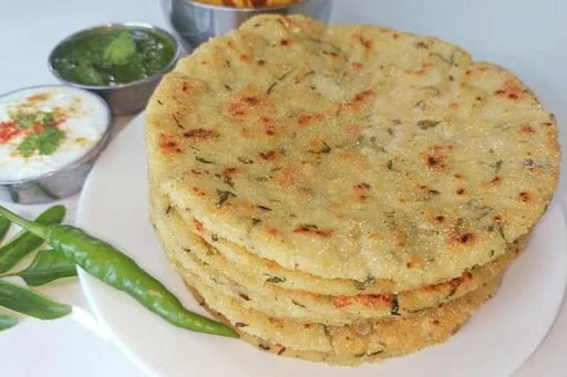 Aloo Mirchi Paratha