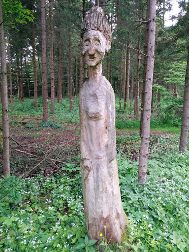 Holzfrau