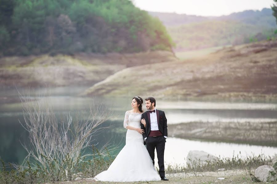 Fotografo di matrimoni Cansin Tomas (cansintomas). Foto del 11 luglio 2020