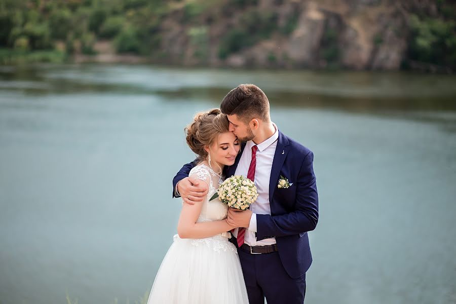 Fotógrafo de casamento Sergey Shkryabiy (shkryabiyphoto). Foto de 30 de julho 2018