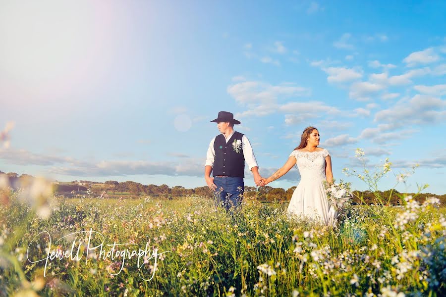 Fotógrafo de casamento Jewells Bee (jewells). Foto de 11 de fevereiro 2019