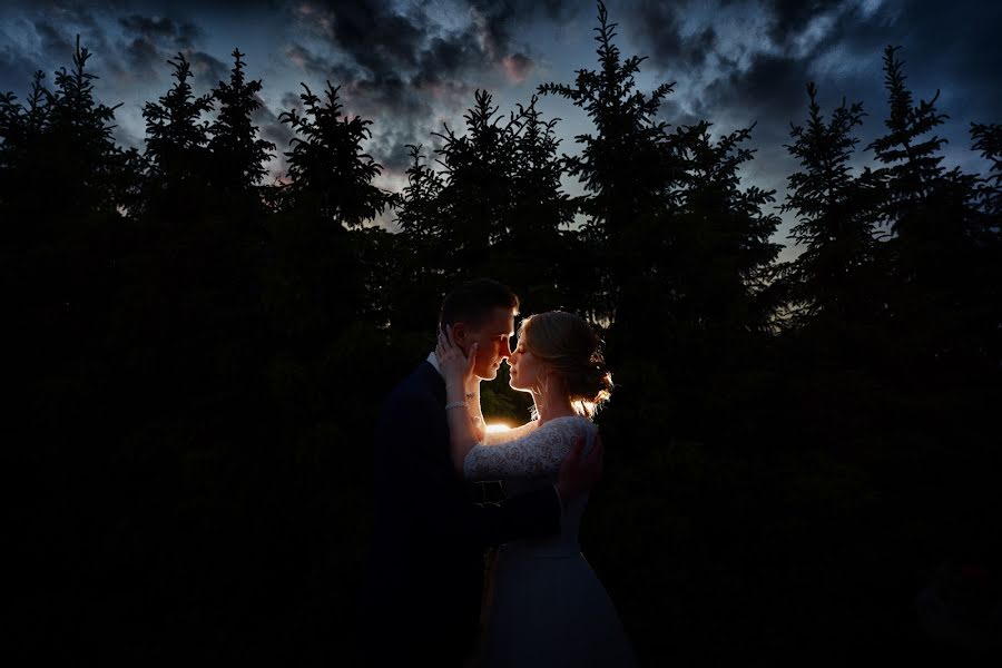 Fotógrafo de casamento Dawid Mazur (dawidmazur). Foto de 4 de junho 2019