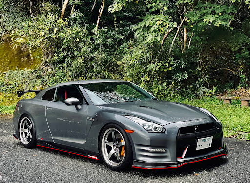 Nissan Gt R R35のnekoコーポレーション シャコタン 車高調取付 ガレージライフ ツラウチに関するカスタム メンテナンスの投稿画像 車 のカスタム情報はcartune