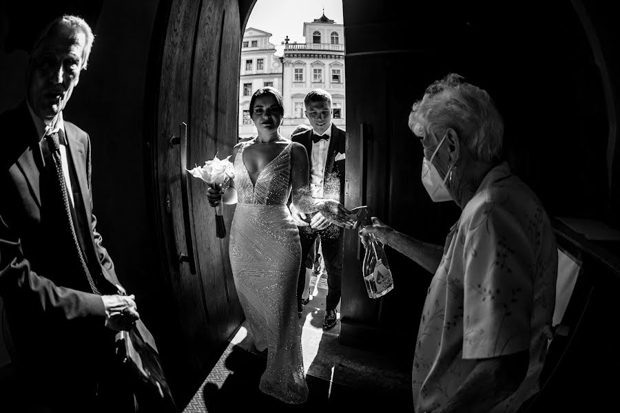 結婚式の写真家Marcin Kaźmieruk (fotokaz)。2021 9月27日の写真