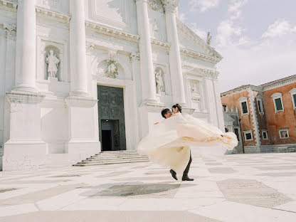 Wedding photographer Iana Razumovskaia (ucatana). Photo of 21 December 2023