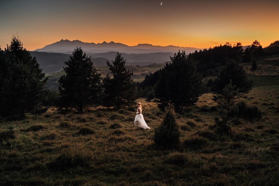 Pulmafotograaf Karolina Grzegorzek (karolinagrzegor). Foto tehtud 17 jaanuar 2019