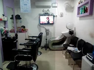 Classis Cuts Mens Parlour photo 1