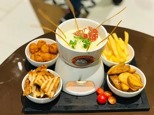 Traditional Cheese Fondue