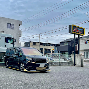ステップワゴンスパーダ RK5