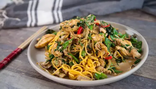 Chicken Classic Basil Noodle