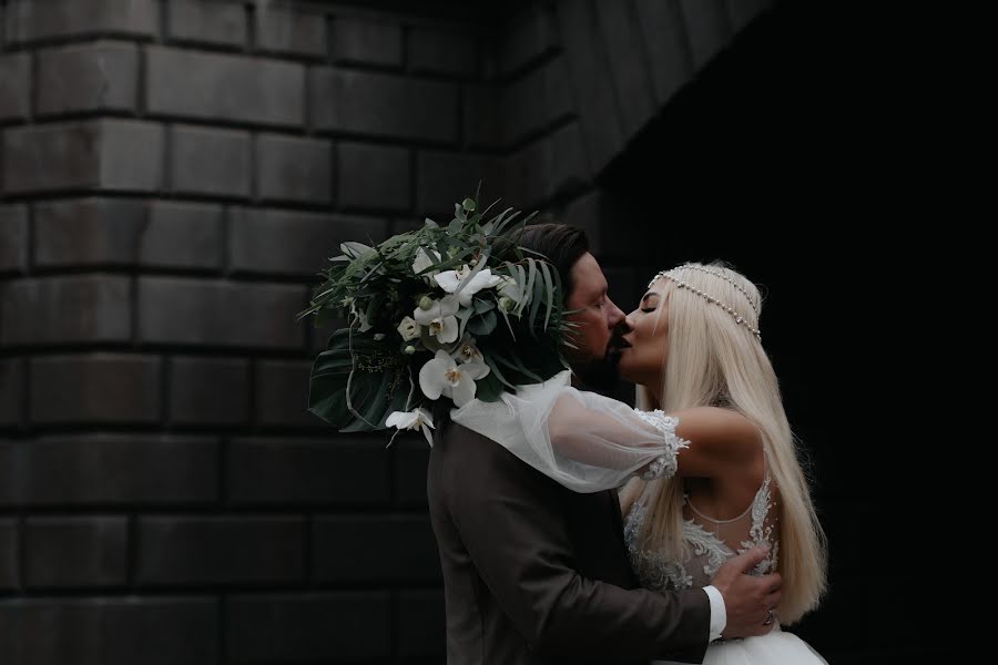 Wedding photographer Dmitriy Kuvshinov (dkuvshinov). Photo of 18 November 2020