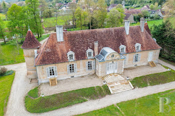 château à Clamecy (58)