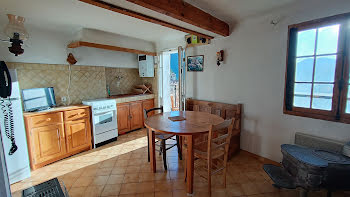 appartement à Sausses (04)