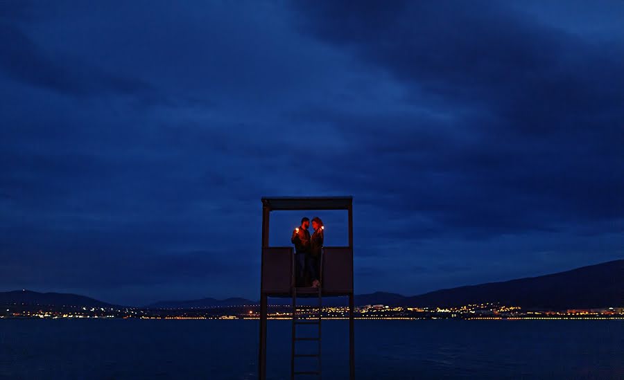 Fotógrafo de casamento Maksim Vorobev (magsy). Foto de 27 de janeiro 2019