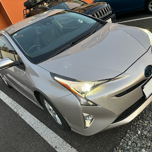 プリウス ZVW55