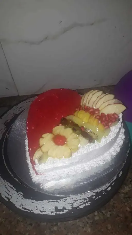 Red Velvet Fruit Cake [500 Grams]