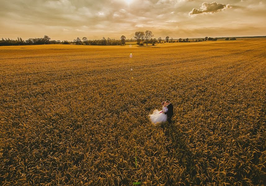 Photographe de mariage Jacek Kołaczek (jacekkolaczek). Photo du 24 février 2017